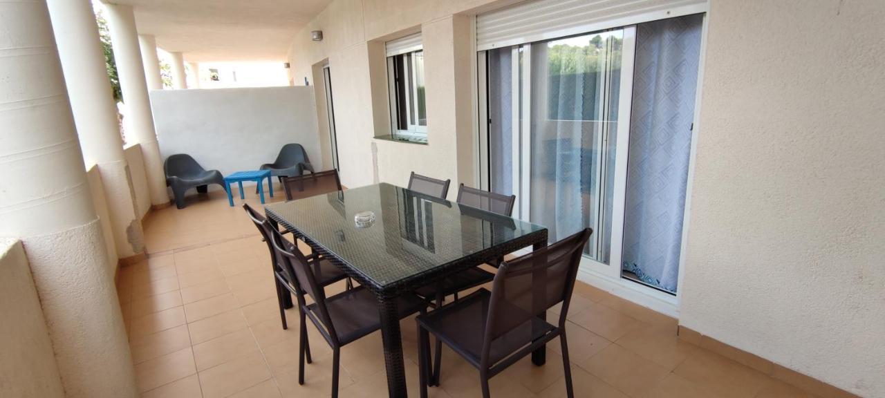Apartamentos Cala Azul Tarragona Kültér fotó