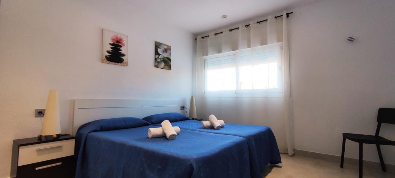 Apartamentos Cala Azul Tarragona Kültér fotó