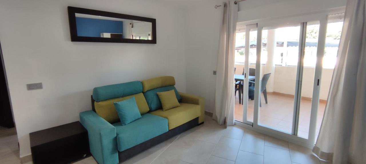 Apartamentos Cala Azul Tarragona Kültér fotó